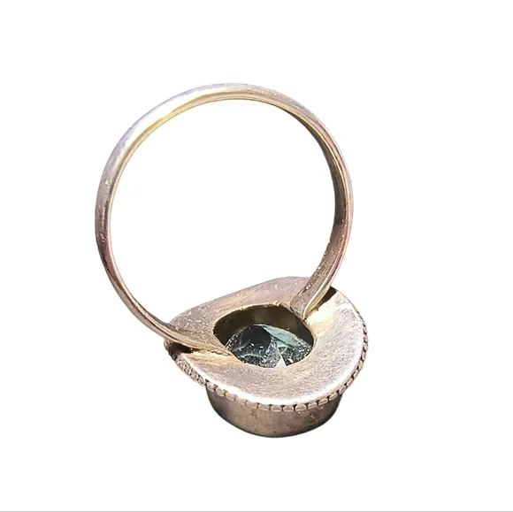Vintage Handmade Light Blue Faceted Glass Crystal And Sterling Silver Ring - Picture 10 of 12
